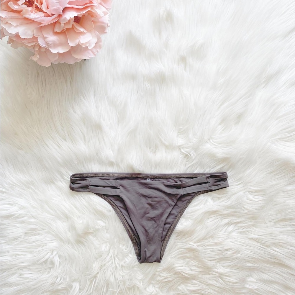 🌟SOLD🌟Vitamin A Olive Green Neutra Bottoms